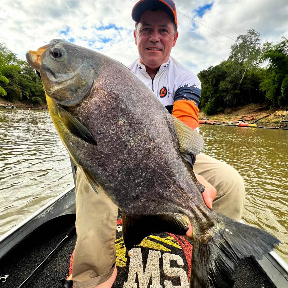 Cliente com peixe